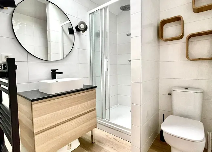 아파트 Agathoise By Yume